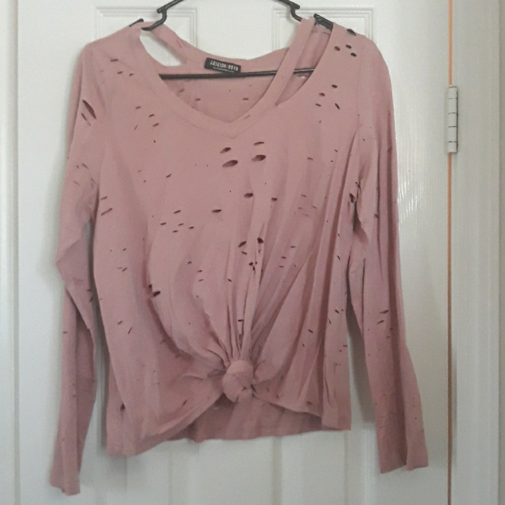 Long sleeves tie-knot top